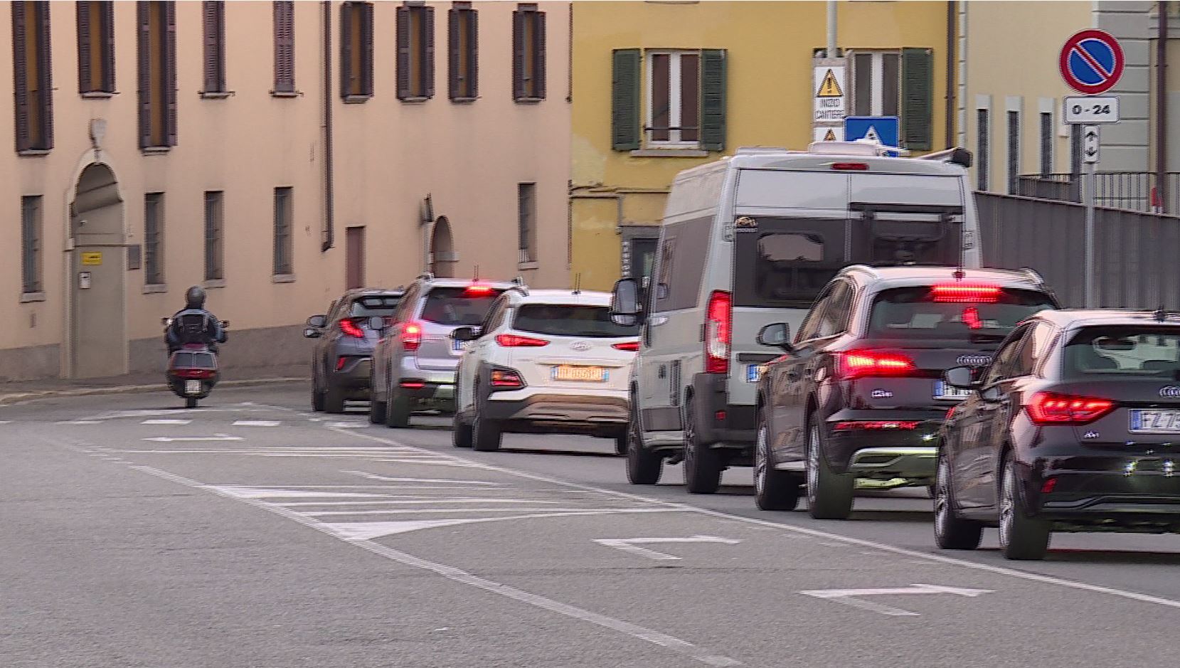 Lavori su lungolago, Lariana, cantiere in A9 e turismo di Pasqua. Traffico, si annuncia una settimana difficile