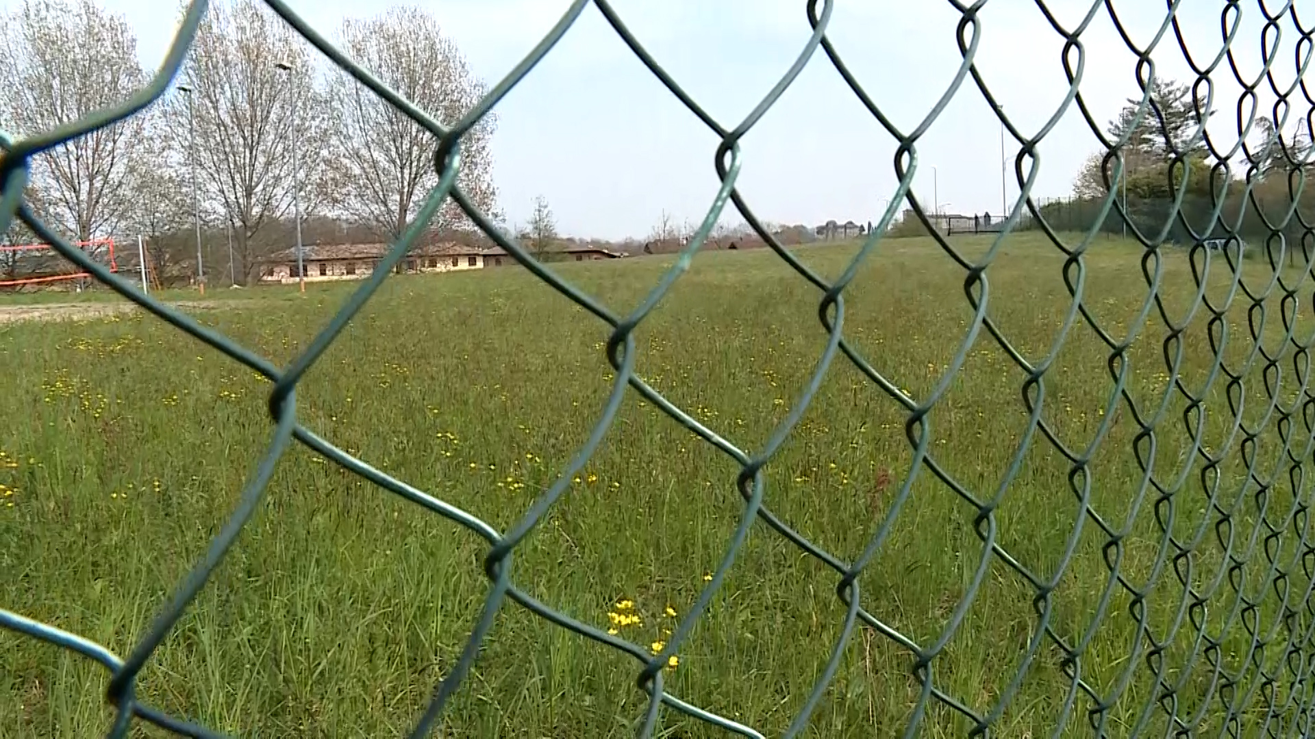 Alzate Brianza, la retromarcia del Comune. La nuova scuola media nell’area di via Girola non si farà