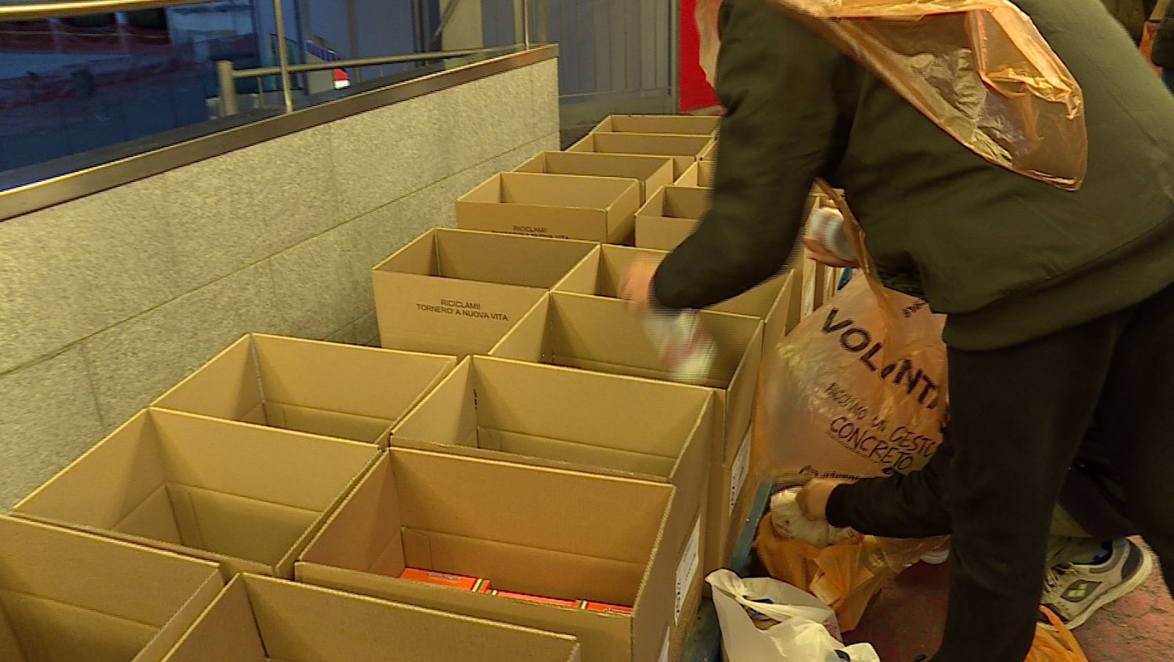 Torna la Colletta Alimentare, domani nei supermercati comaschi sarà possibile donare cibo per i bisognosi