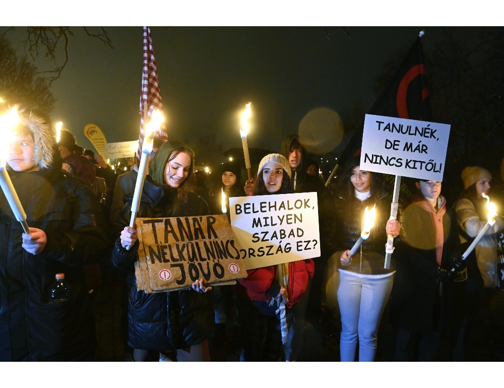 Ungheria: protesta insegnanti, marcia di 180 km in 6 giorni
