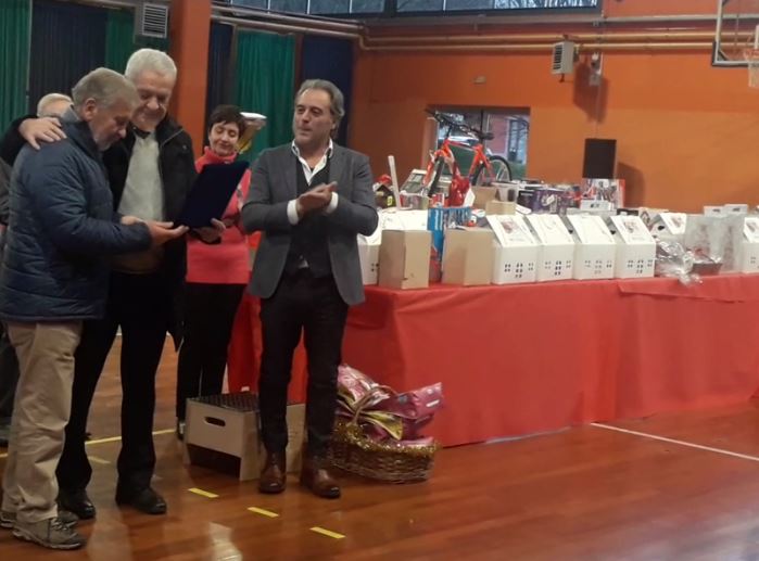 Alzate Brianza: una targa a Enzo Sala, fondatore di Casa Lorenza