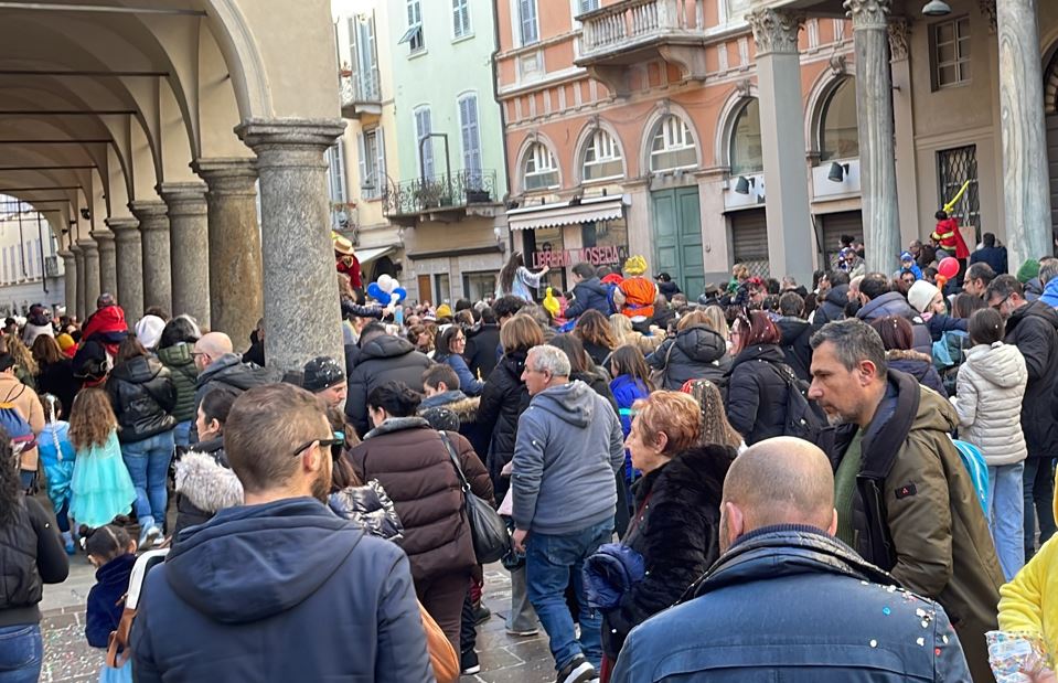 “Como…che allegria!”: domenica i festeggiamenti per il Carnevale in città