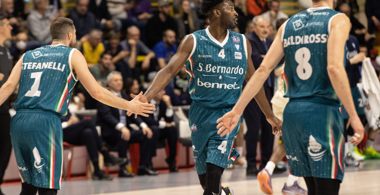 Coppa Italia, Cantù sconfitta da Cento in semifinale