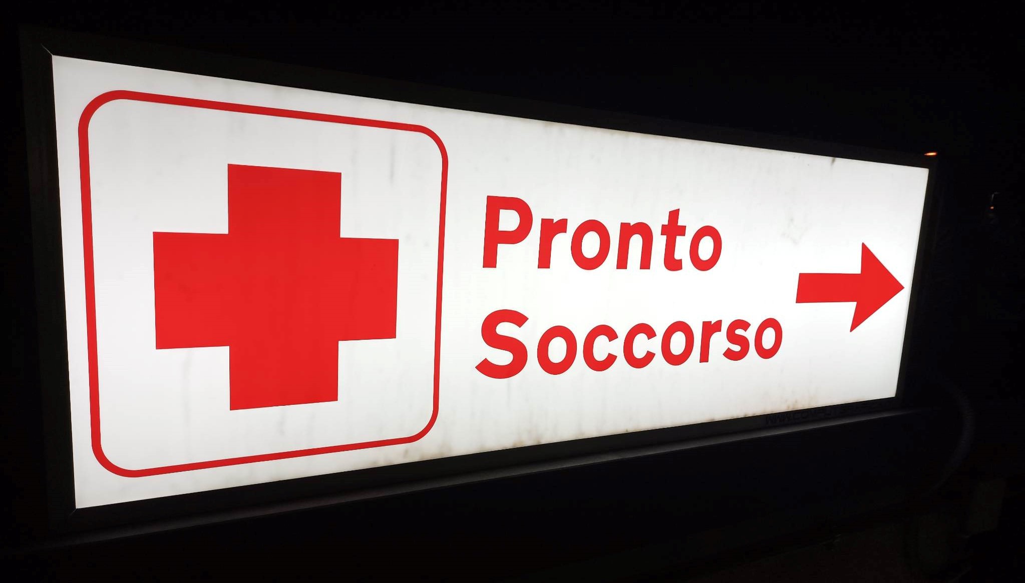 Lurate Caccivio, incidente nella notte. Grave motociclista 25enne