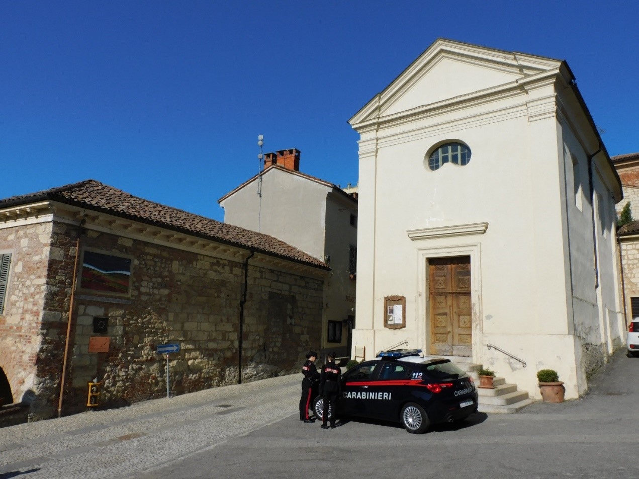Controlli dei carabinieri nel Canturino: un arresto, due denunce e un sequestro di droga