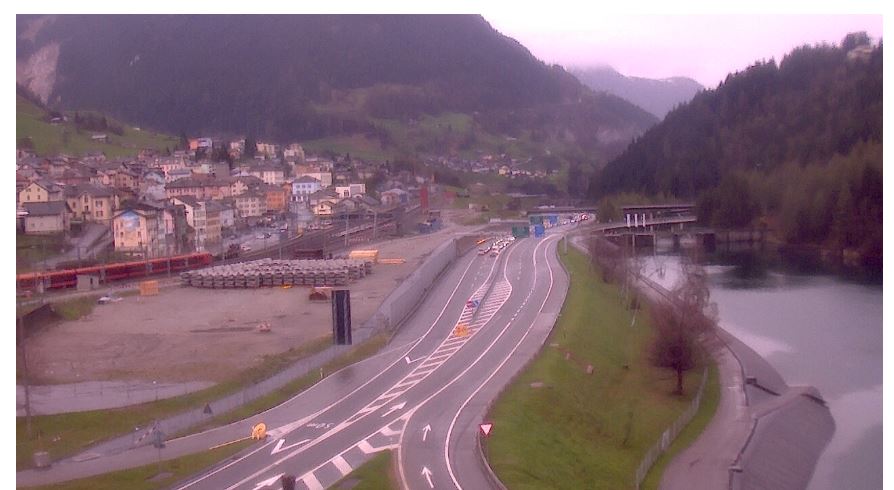 Tunnel del San Gottardo chiuso per un incidente