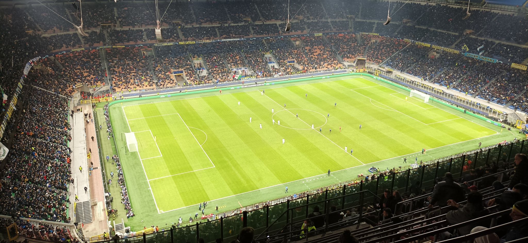 Derby di Champions a San Siro: dalle 18 “Il barbiere” speciale su Etv