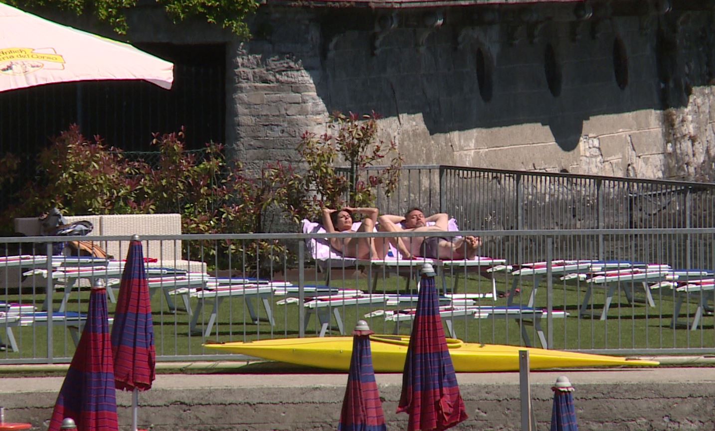 Caro vacanze: alberghi, case, trasporti e servizi balneari. Fino a 700 euro in più a famiglia