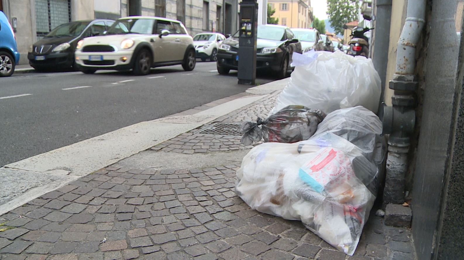 Rifiuti in strada