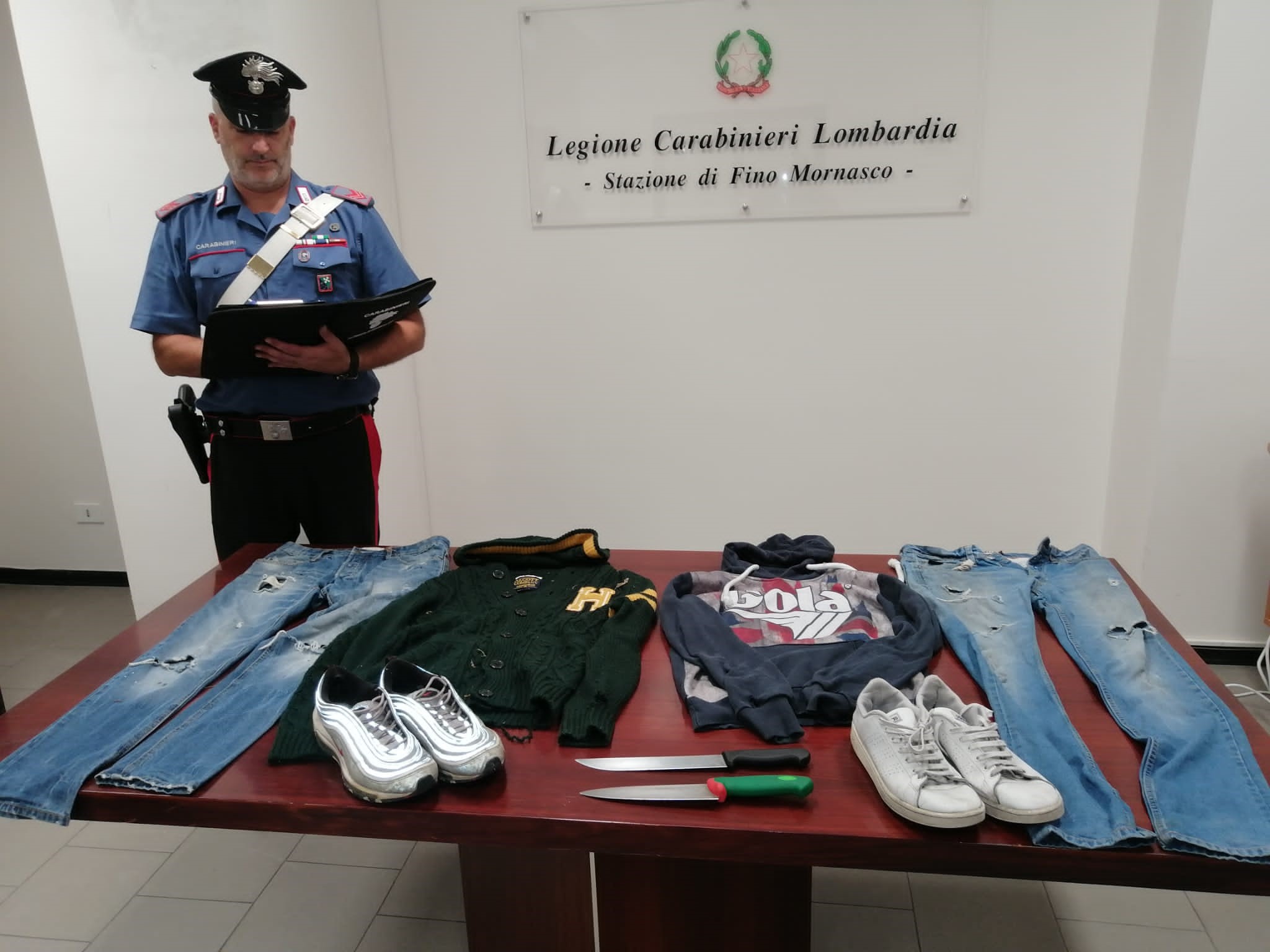 Rapine a Fino Mornasco, fermato dai carabinieri un 40enne