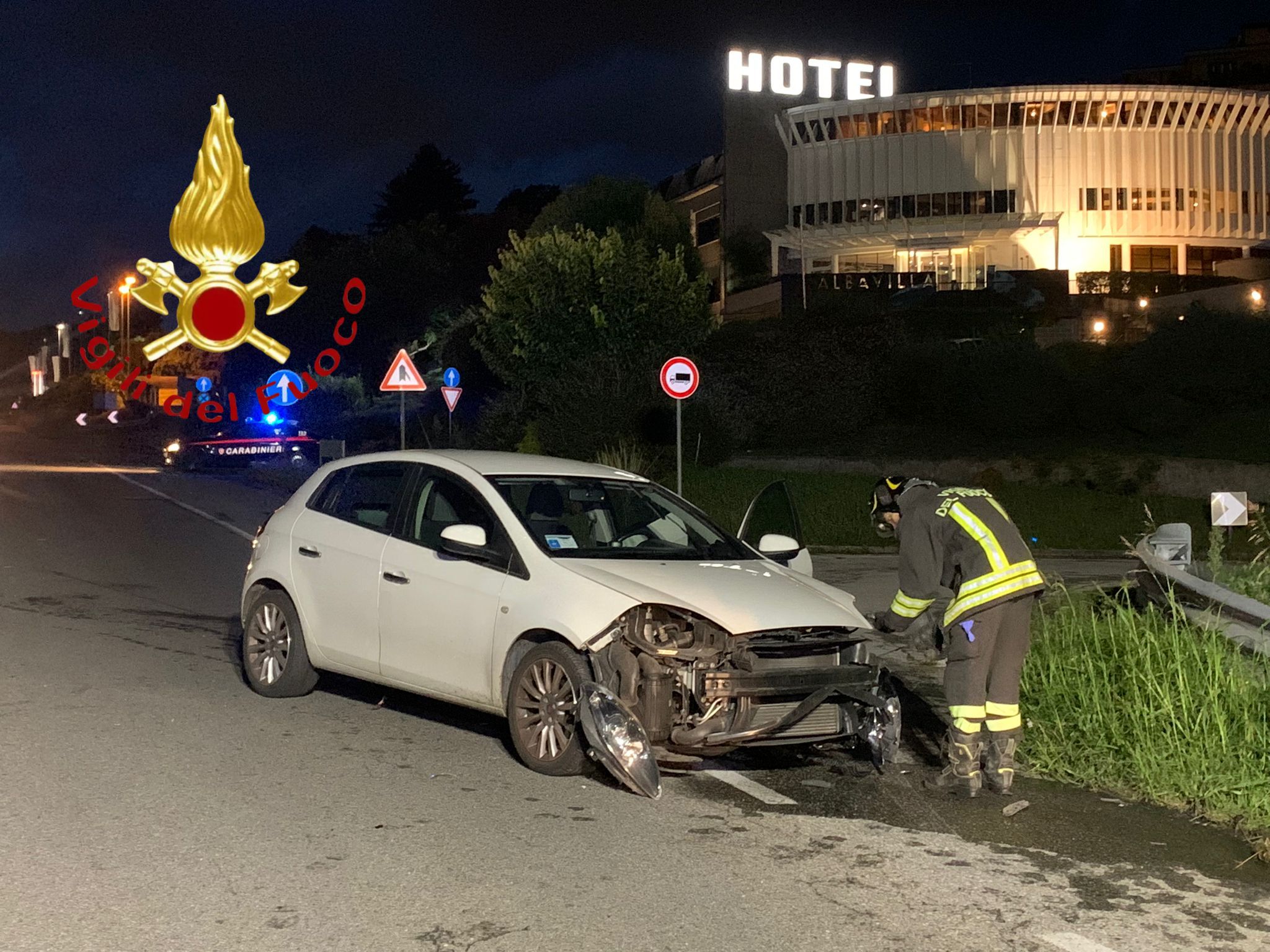Albavilla, incidente all’alba tra due auto. Un ferito