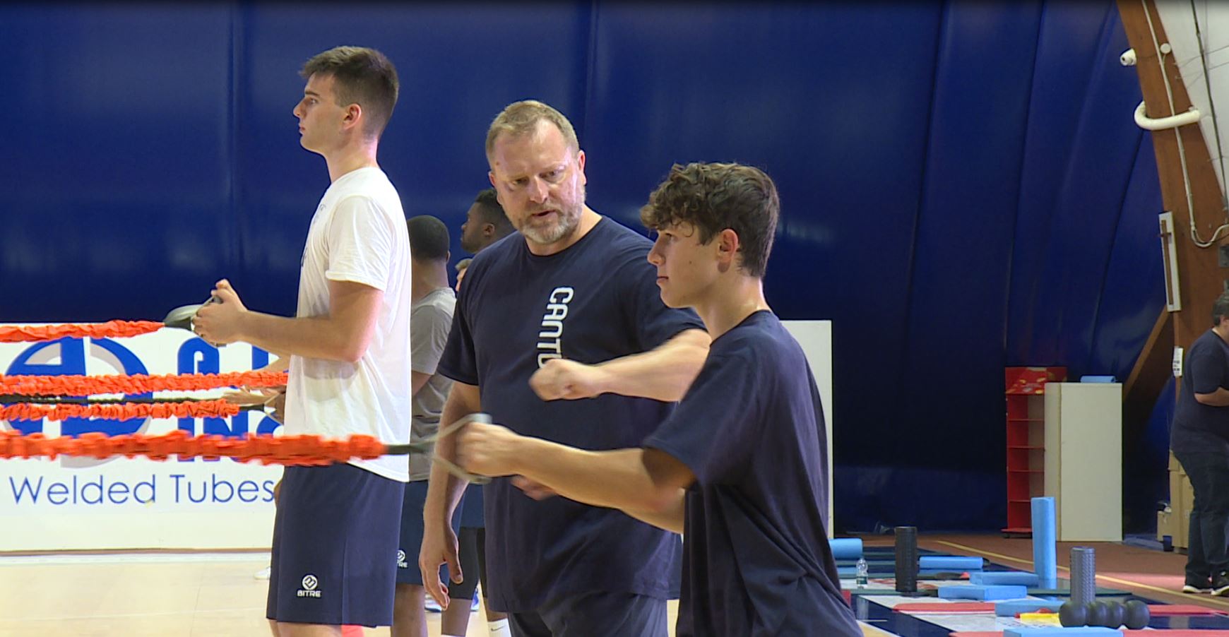 Basket, Cantù si prepara ai playoff. Domani a Desio i biancoblu ospitano Udine