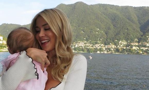 Una domenica sul Lago di Como per la neomamma Diletta Leotta