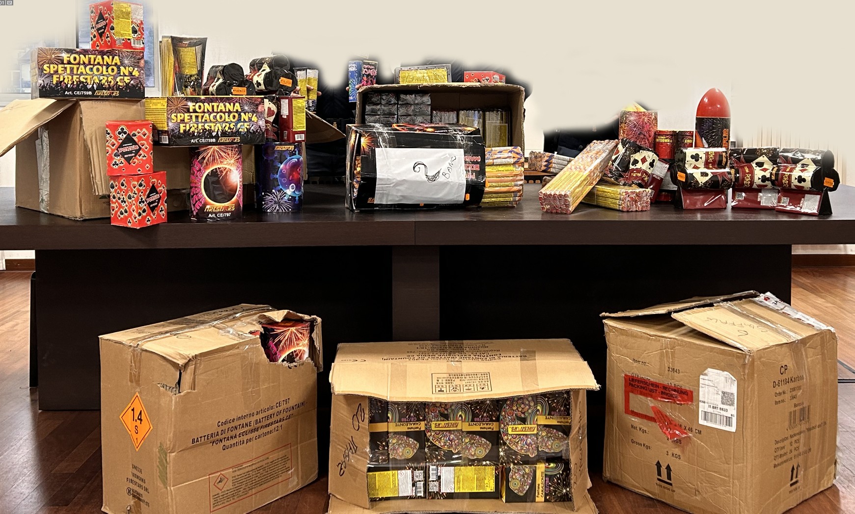 Capodanno: sequestrata più di una tonnellata di fuochi d’artificio ed esplosivi artigianali