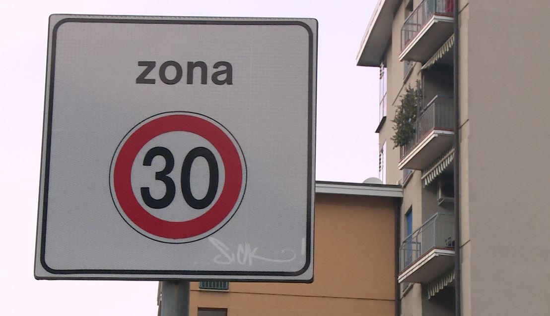 Città a 30 all’ora, la prova a Como e le difficoltà