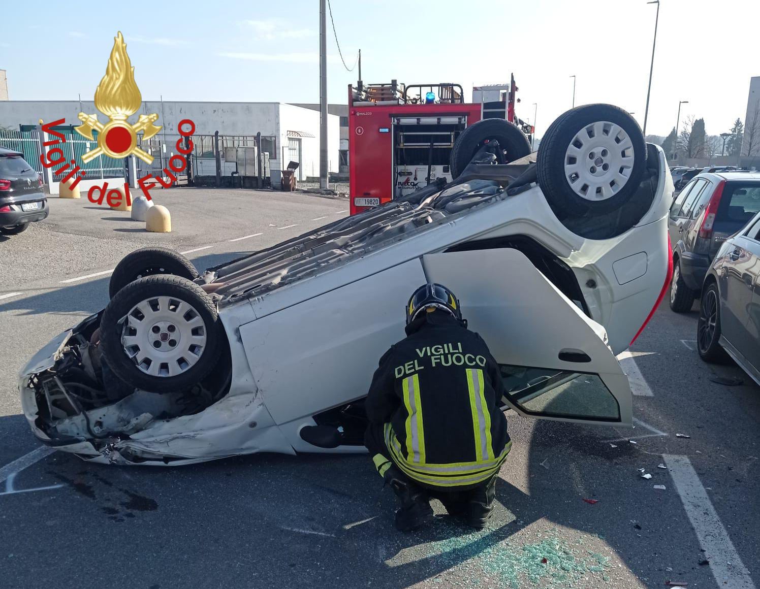 Orsenigo, incidente tra tre auto, ferito un 20enne