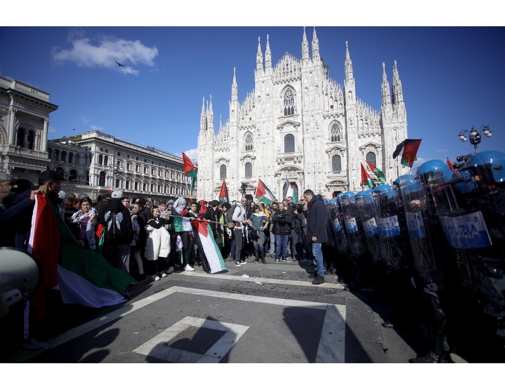25 aprile: arrestato a Milano, ‘non ero contro nessuno’