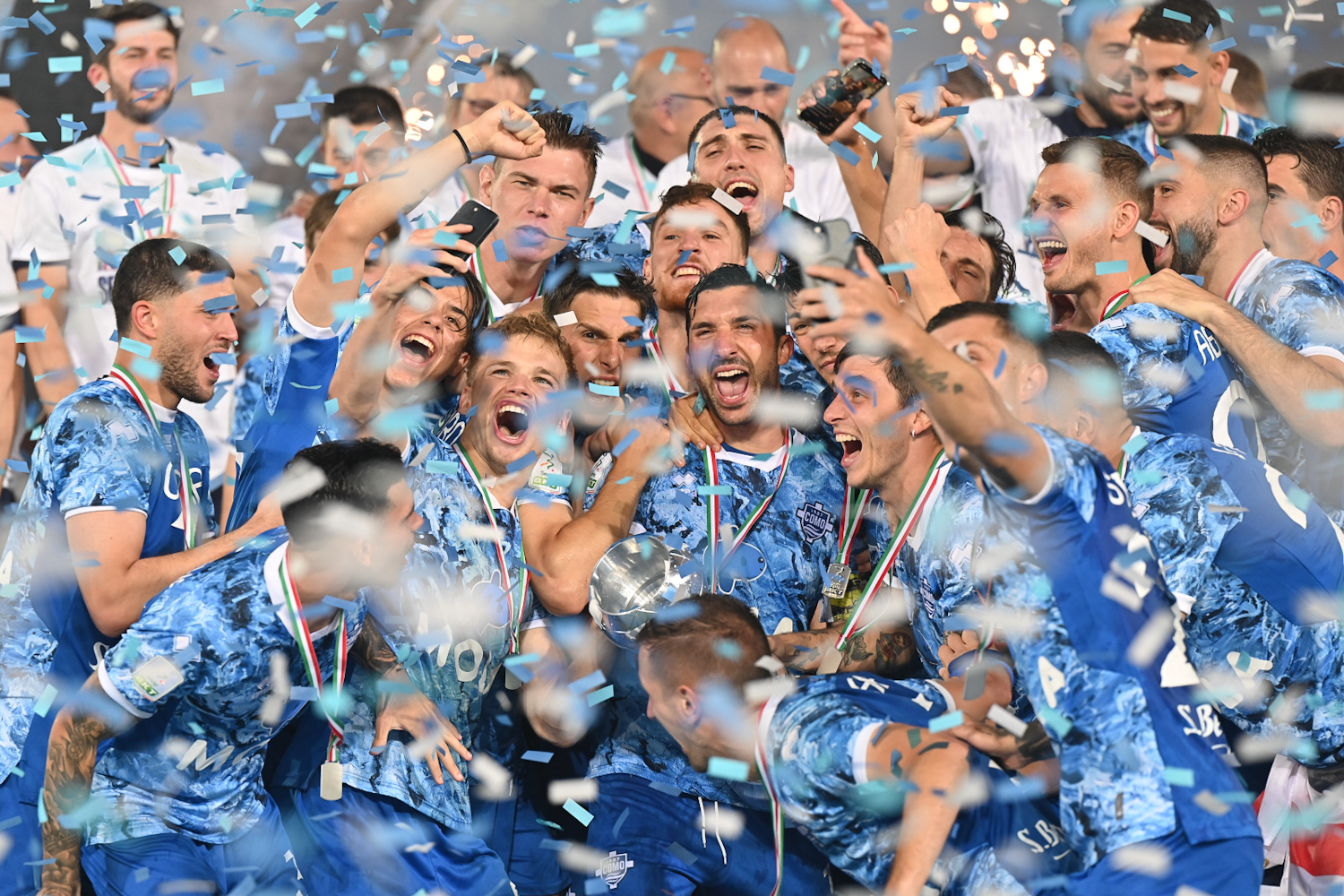 La stagione dei lariani, la svolta con il cambio tecnico