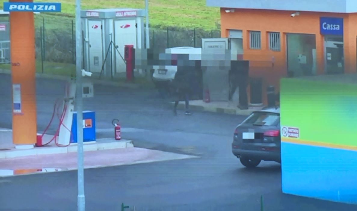 La ‘ndrangheta nel Comasco, la gerarchia nell’organizzazione e lo stipendio ai “dipendenti”