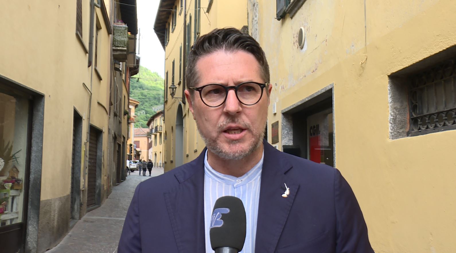 Il sottosegretario Molteni a Cantù: “Le nostre forze dell’ordine sono un baluardo di democrazia e sicurezza”