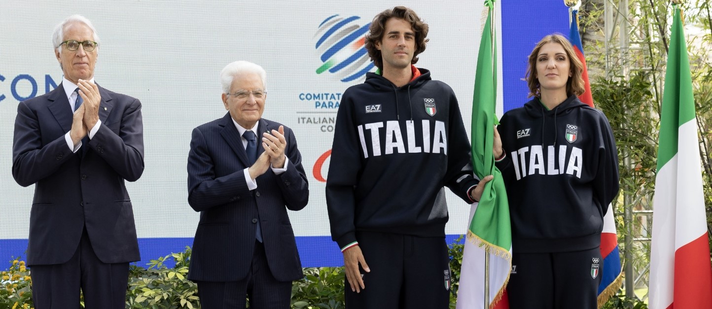 Arianna Errigo in lacrime al Quirinale nel ricordare i sacrifici per i figli