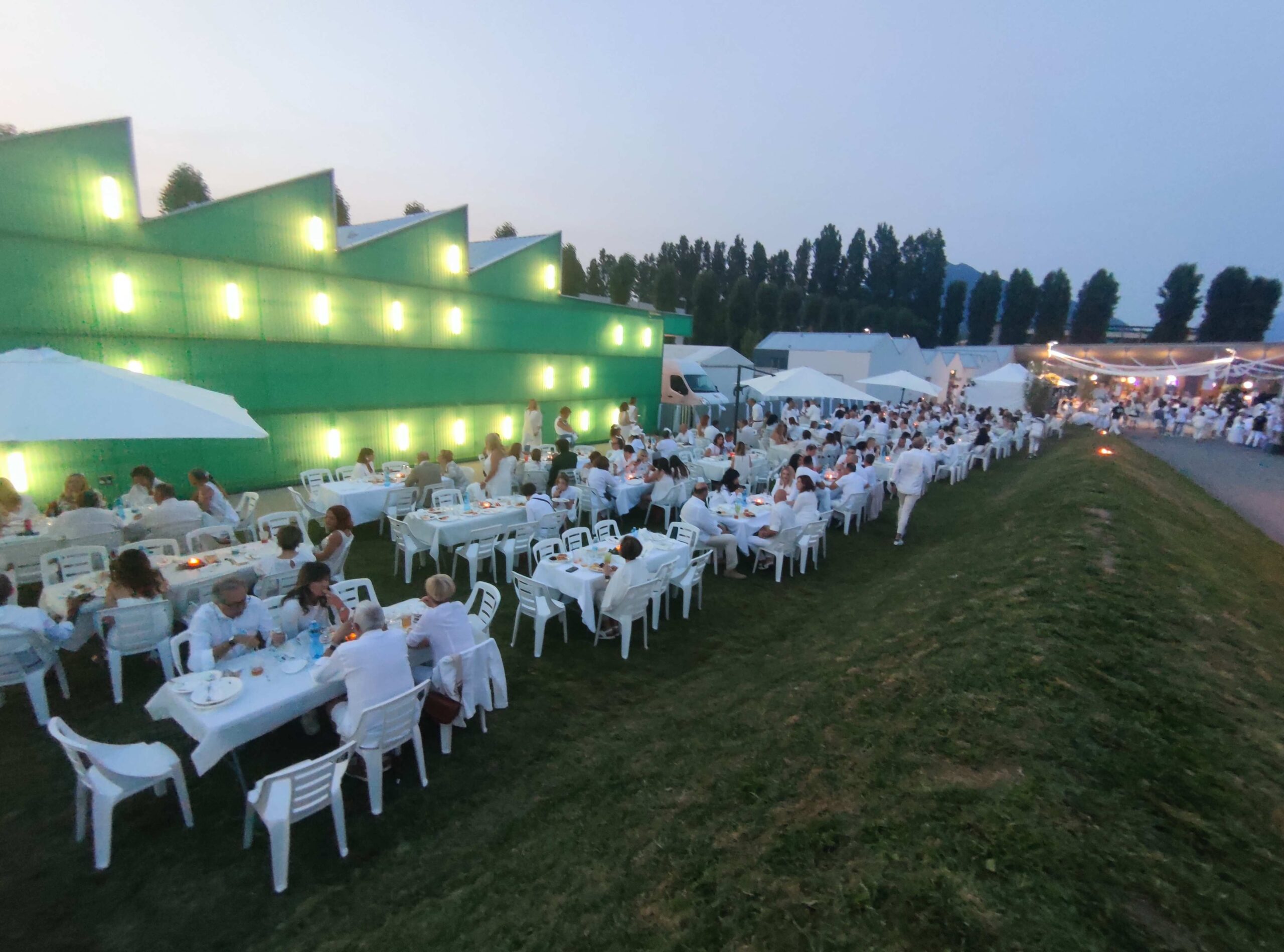 A Erba torna il White Charity Party, l’evento benefico de La Breva70 e La Stecca di Como