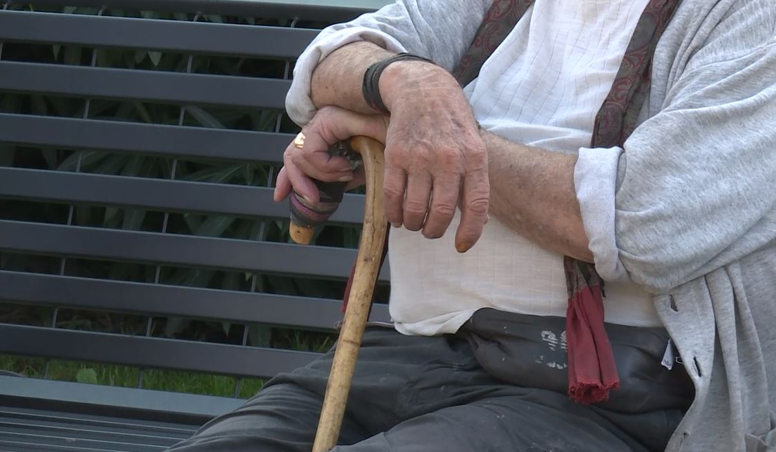 “Nonno ascoltami!”: la campagna di prevenzione dei disturbi uditivi fa tappa a Como