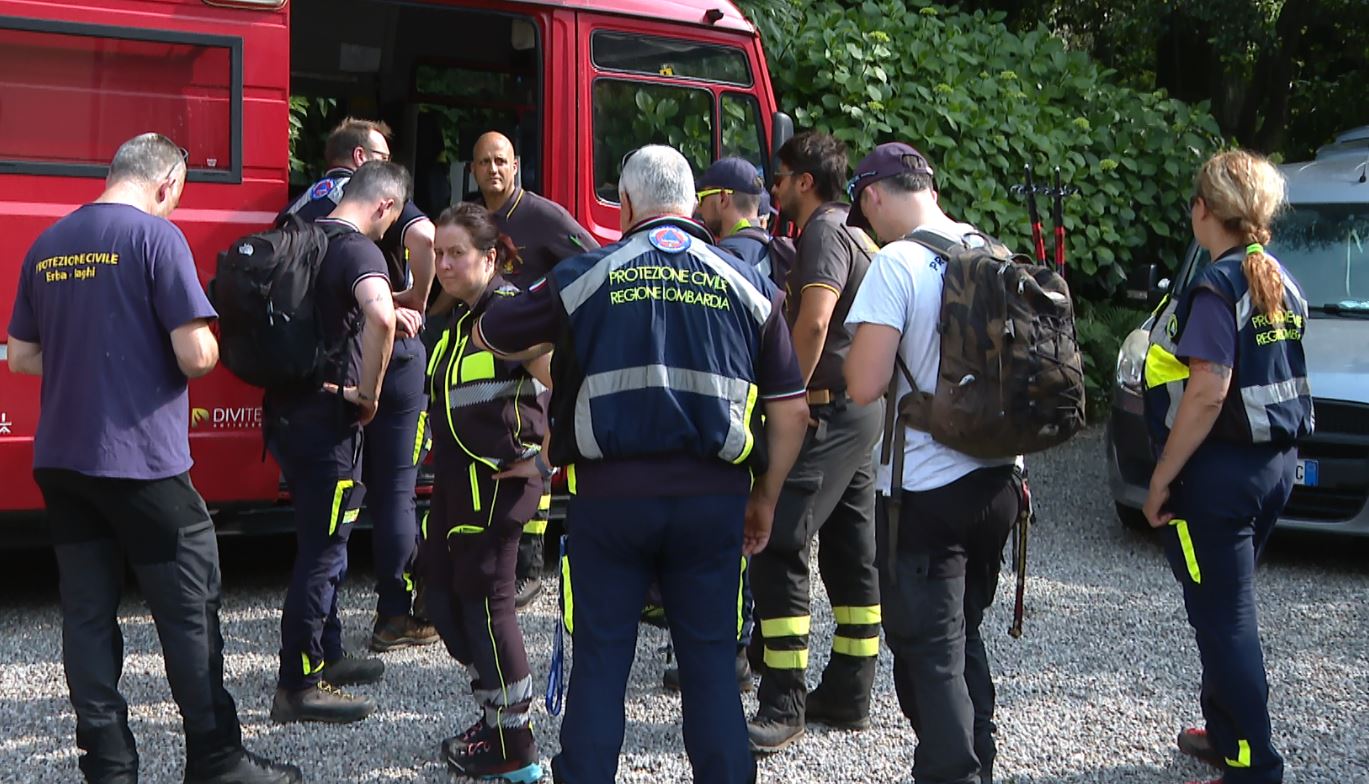 Torno: turista belga scomparso nel nulla. Ricerche con elicottero, droni, gommone e unità cinofile