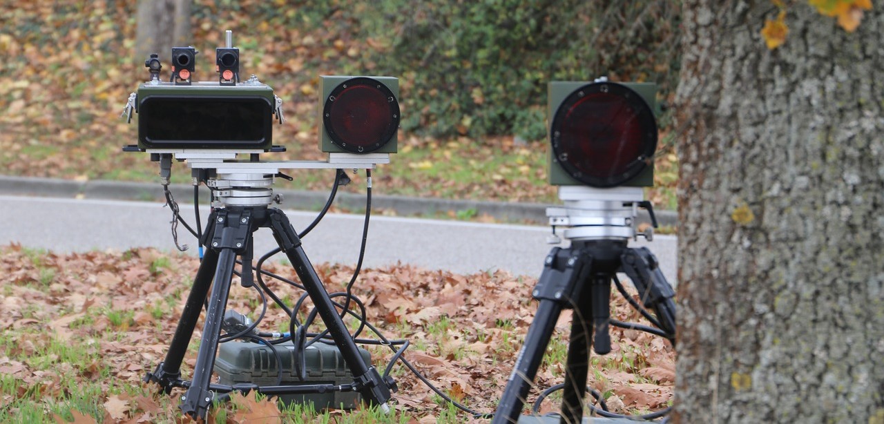 Limite di 50 chilometri orari, motociclista sfreccia in centro paese a 109