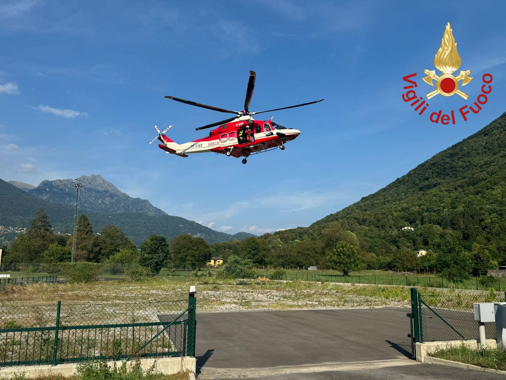 Claino con Osteno, turista svizzero bloccato. Intervento dei vigli del fuoco