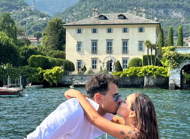 Elettra Lamborghini sul Lago di Como con il marito Afrojack