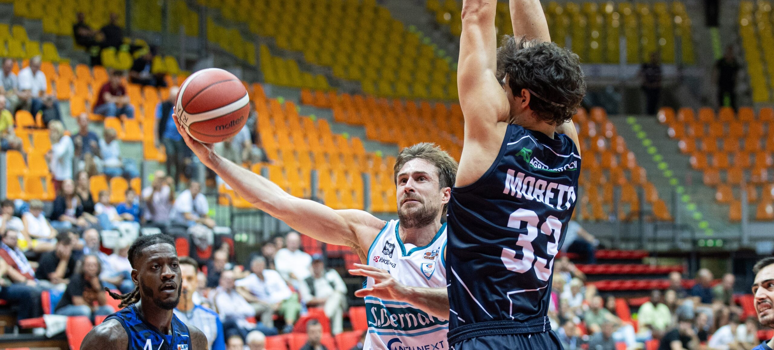 Supercoppa, a Livorno Cantù sconfitta in semifinale da Orzinuovi