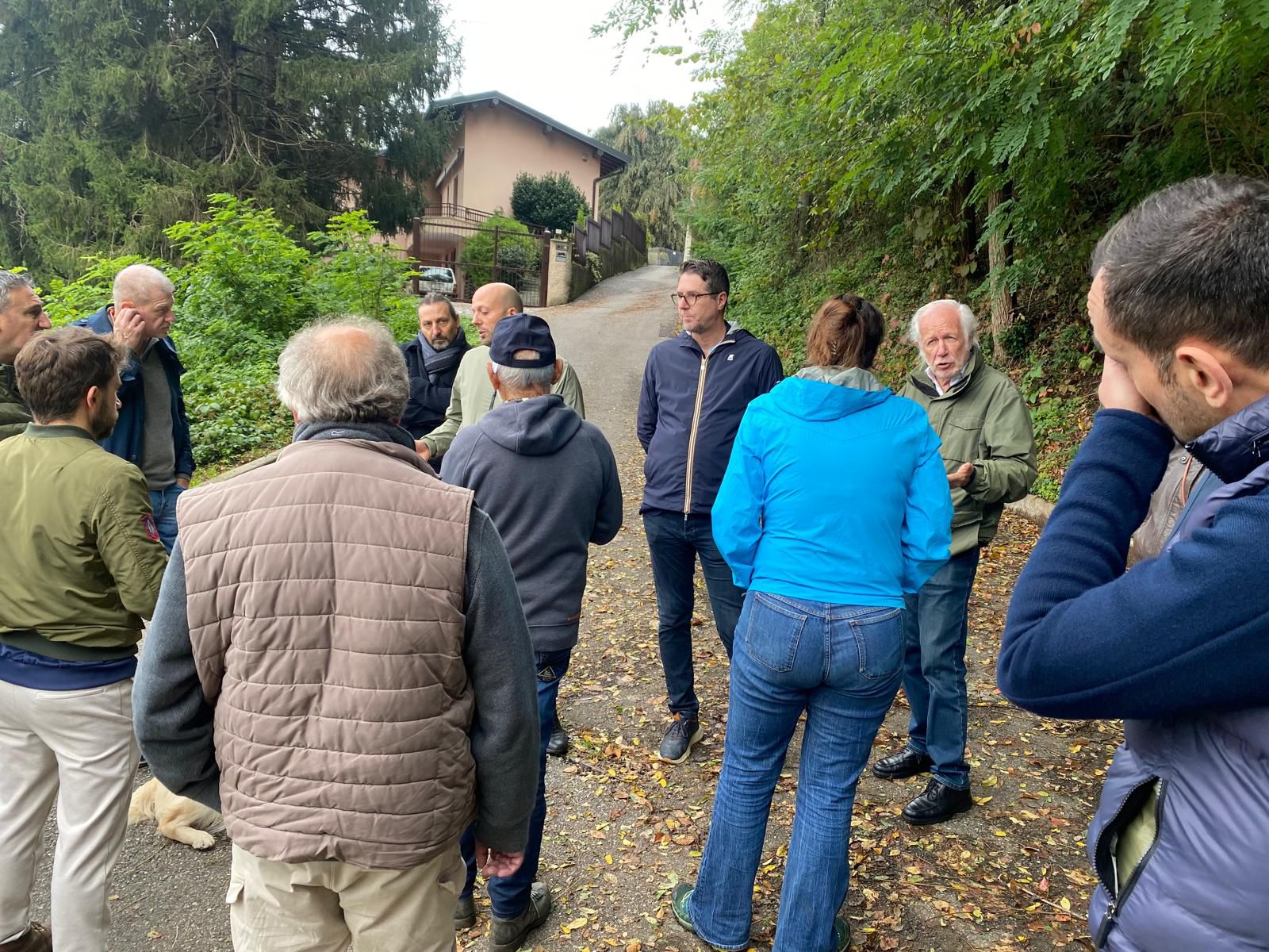 Spaccio nei boschi di Fino Mornasco e Cadorago, Molteni: “Riconquistiamo questi spazi”