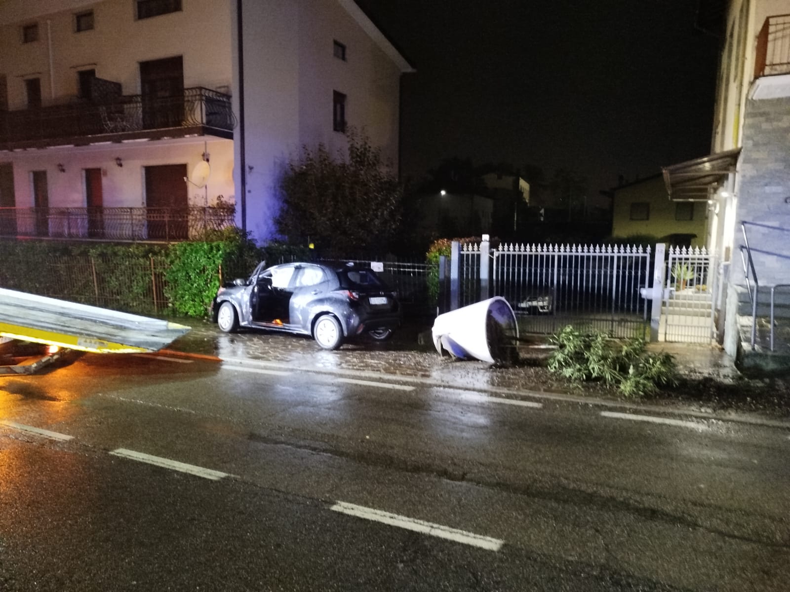 Sorpassi azzardati e manovre pericolose, 28enne arrestato ad Anzano dopo un inseguimento