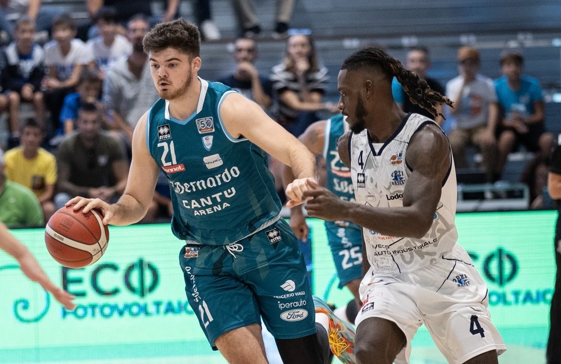 Basket, Cantù-Brindisi rinviata al 9 ottobre, restano validi i biglietti