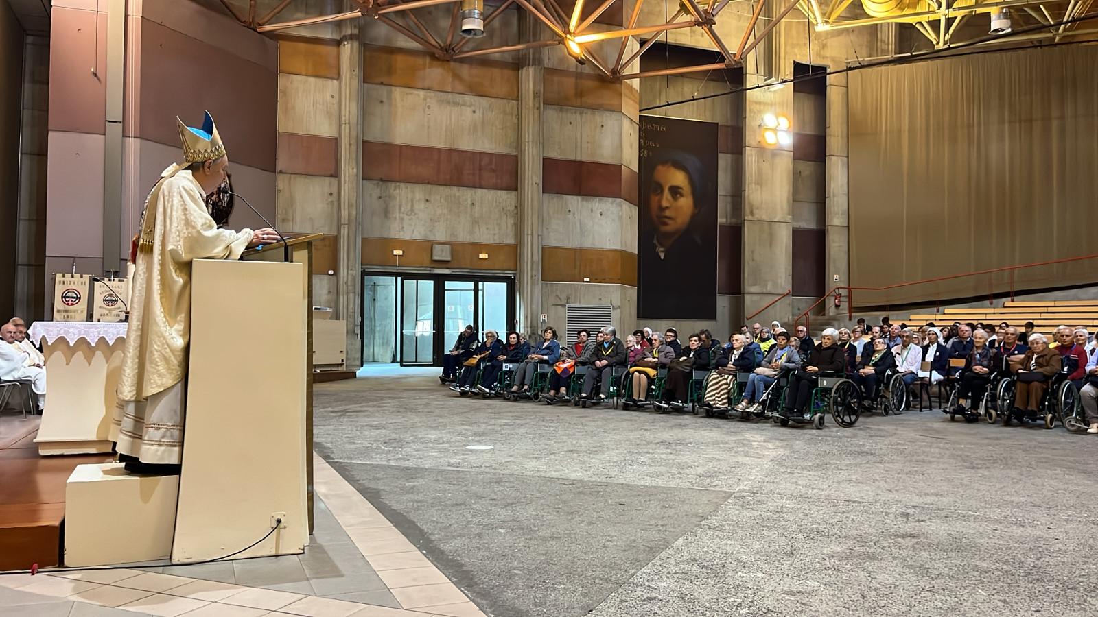 Unitalsi Lombardia in pellegrinaggio a Lourdes: in 250 dalla diocesi di Como con il cardinale Cantoni