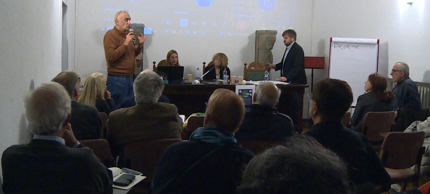 Come rilanciare la sanità pubblica, il seminario del Pd a Erba