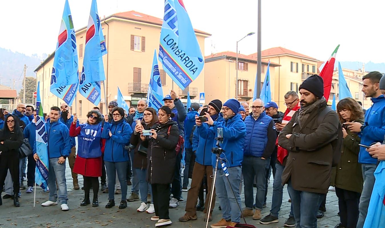Sciopero generale, chiusi tutti i nidi a Cantù e la metà a Como. Alta adesione anche nelle aziende