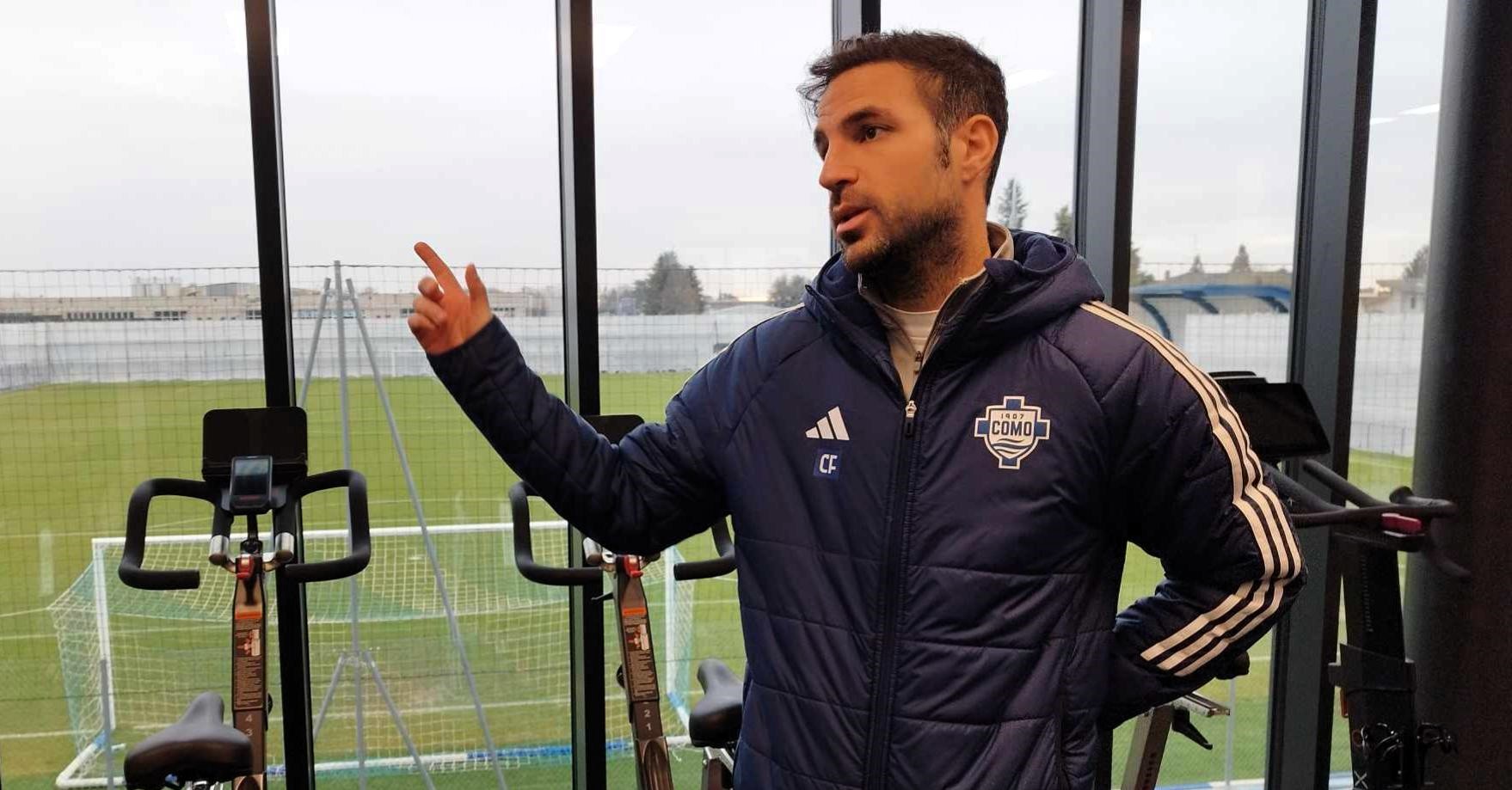 Fabregas verso l’Inter: “A San Siro senza paura, vogliamo regalare un bel Natale ai nostri tifosi”