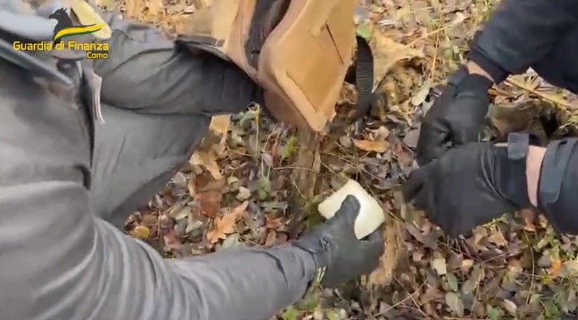 Spaccio nei boschi di Lomazzo, arrestati tre marocchini