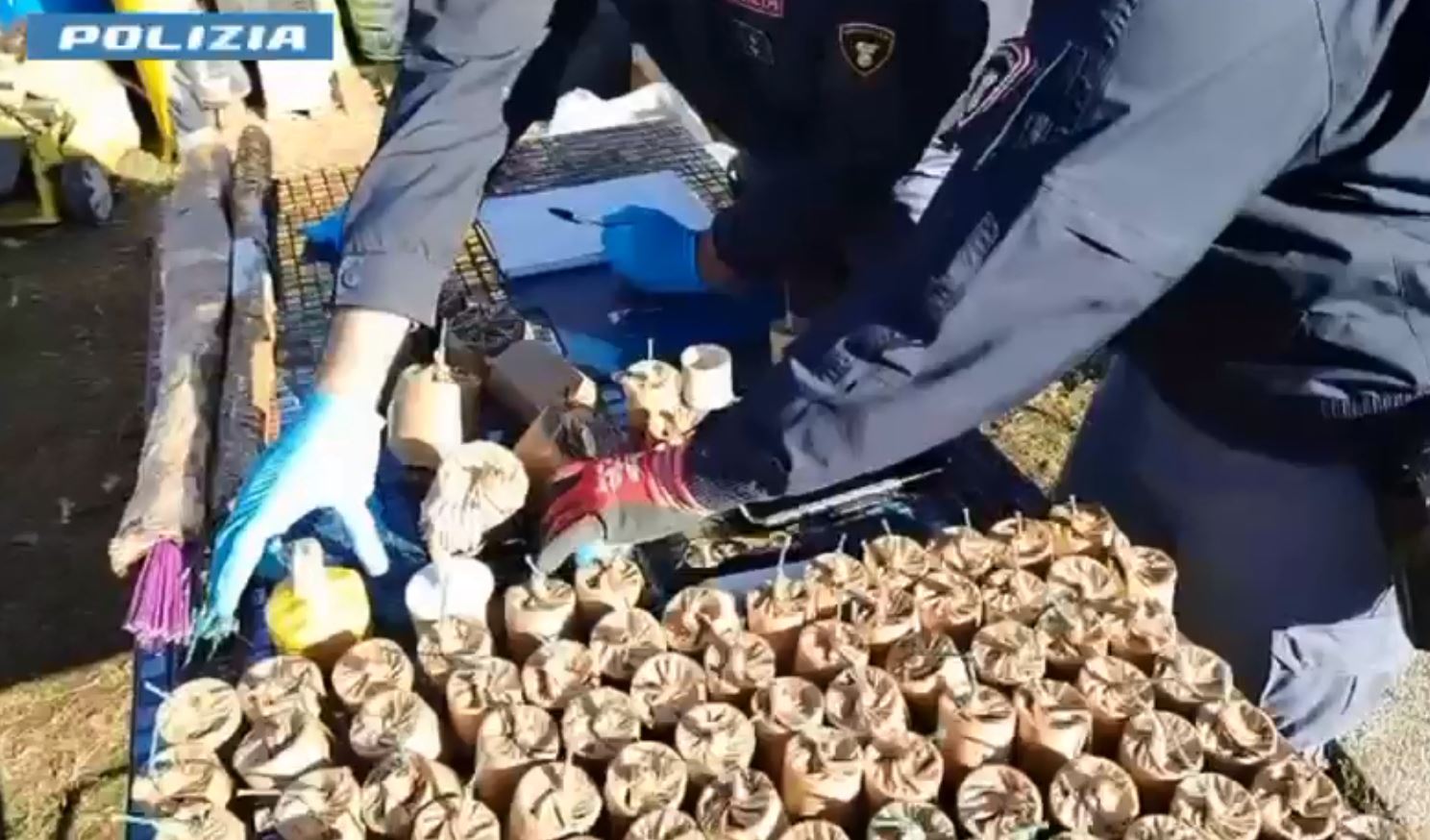 Bulgarograsso, scoperto laboratorio clandestino di fuochi d’artificio