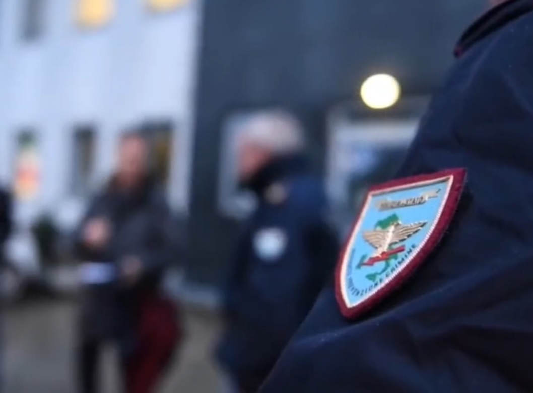 Fino Mornasco, controlli straordinari della polizia: identificate 103 persone