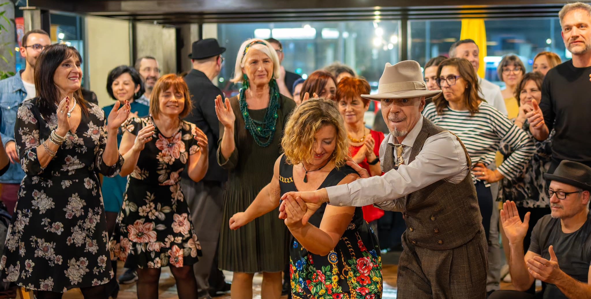 San Valentino, “Vintage Love Boat” a base di swing sul Lario