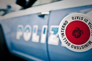 Aree dismesse di Como, denunciati otto extracomunitari che occupavano uno stabile abbandonato