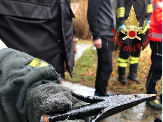 Bellagio, dimentica le chiavi di casa: 84enne ferito mentre scavalca il cancello