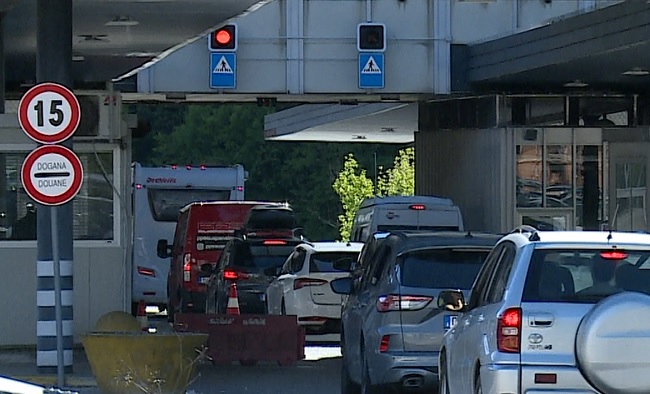 Tassa della salute per i vecchi frontalieri, decreto in Gazzetta Ufficiale. Salvi i ristorni