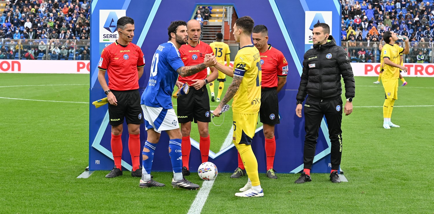 Como, conto alla rovescia per la trasferta di Parma