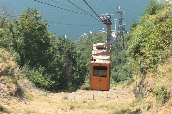 Riparte la funivia Argegno-Pigra, la più ripida d’Italia