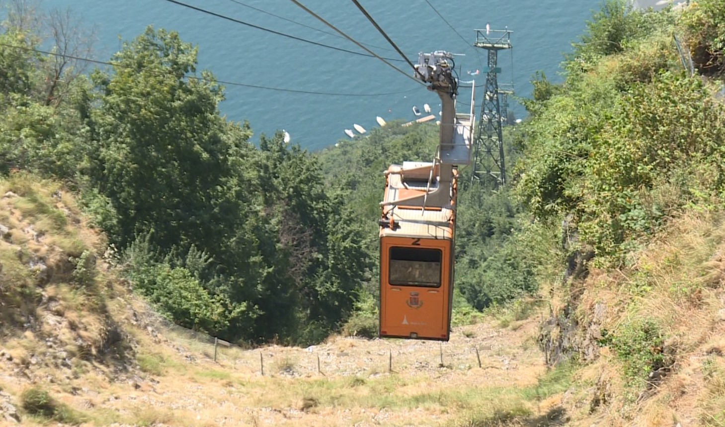 Riparte la funivia Argegno-Pigra, la più ripida d’Italia
