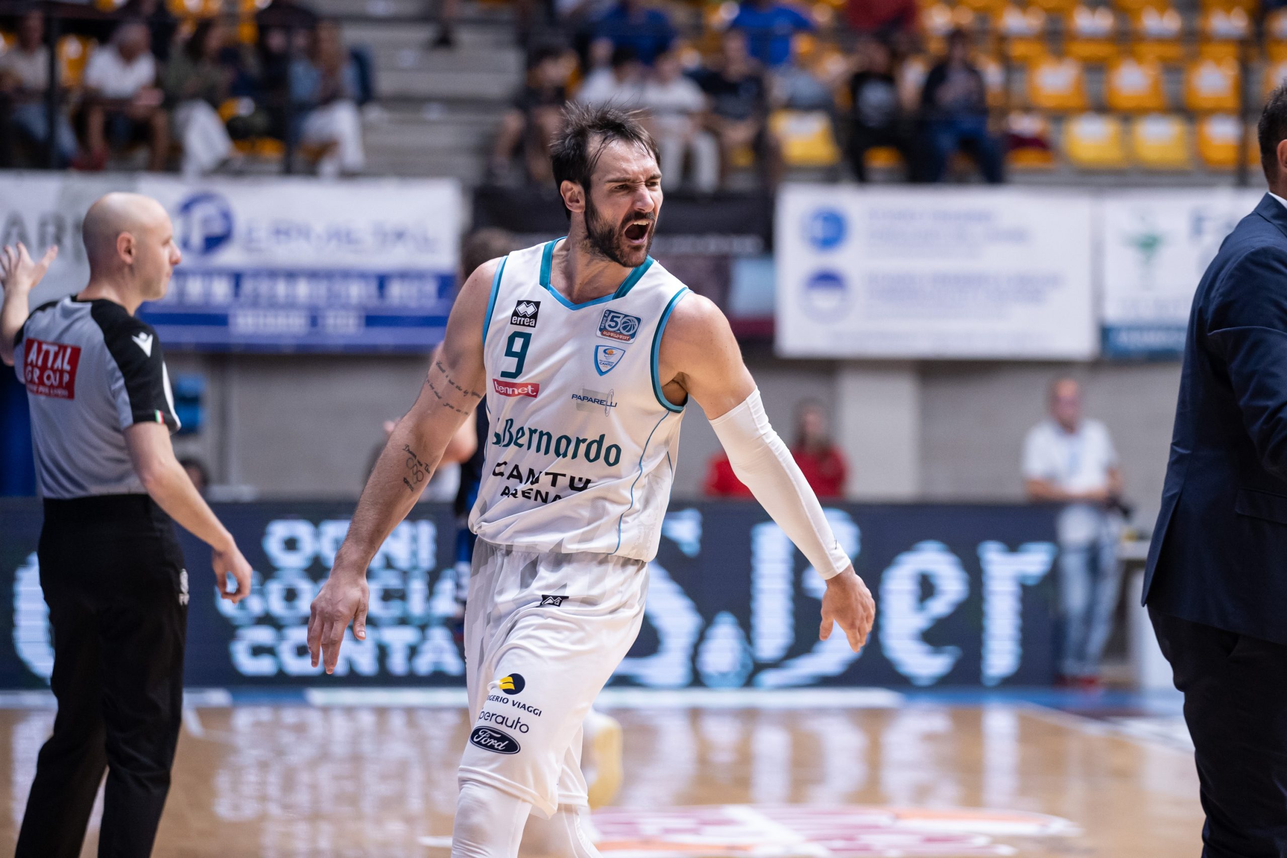 Basket serie A2, finale playoff. Domenica la gara 1: la Pallacanestro Cantù sfida Rimini
